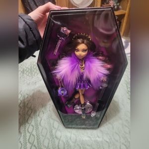 Monster High Haunt Couture - Clawdeen Wolf in box